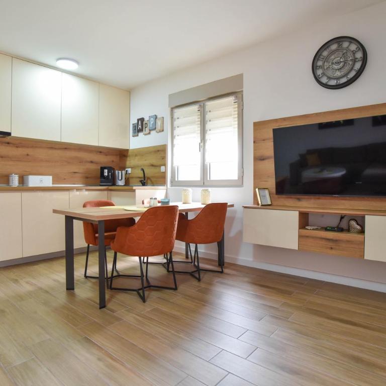 LUX Apartment TEAM JOKIC - Two-Bedroom Apartment - 24