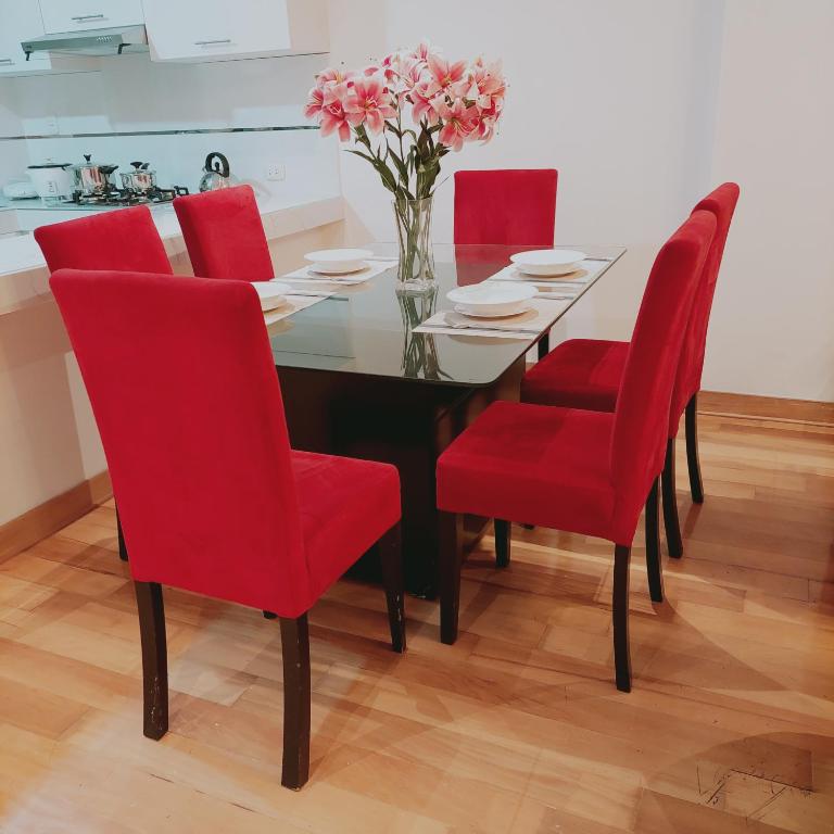 Apartamento Amoblado- 6 Huéspedes Urb. Orquídeas - Three-Bedroom Apartment - 10
