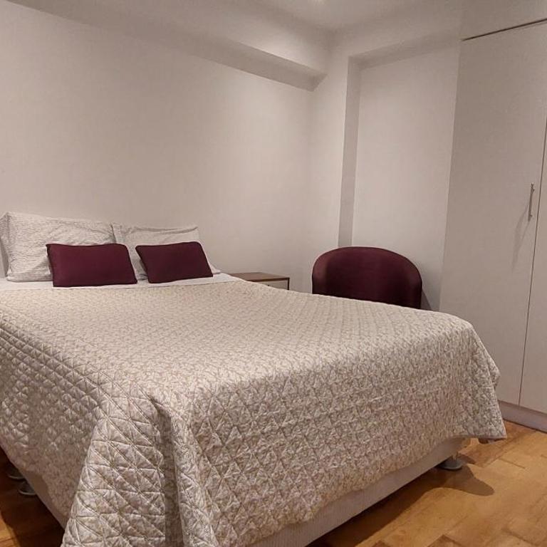Apartamento Amoblado- 6 Huéspedes Urb. Orquídeas - Three-Bedroom Apartment - 12