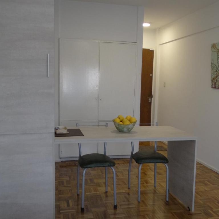 Monoambiente en pleno centro de Adrogué - Apartamento de 1 dormitorio - 4