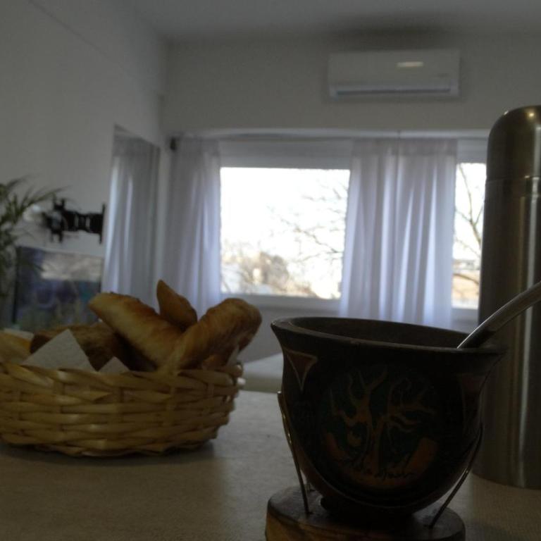 Monoambiente en pleno centro de Adrogué - Apartamento de 1 dormitorio - 24