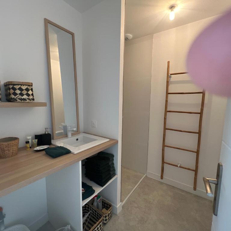 Bel appartement proche de cannes - Appartement 2 Chambres - 43