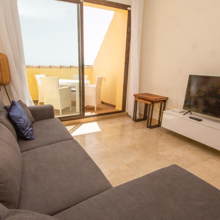 Duquesa Village Ten 36 31 - Apartamento con balcón - 2