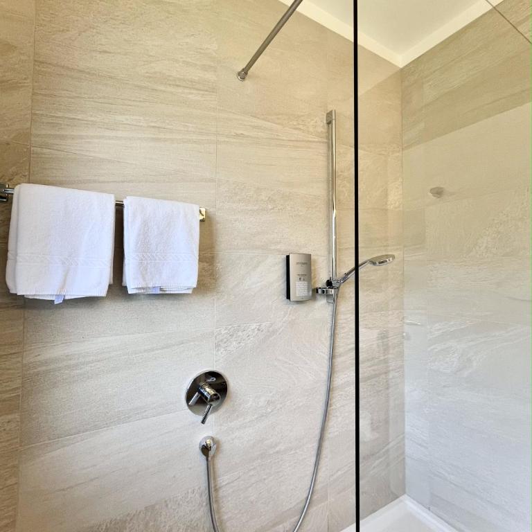 Hotel Am Wolfsgrubenersee - Chambre Simple - Vue sur Lac - 6