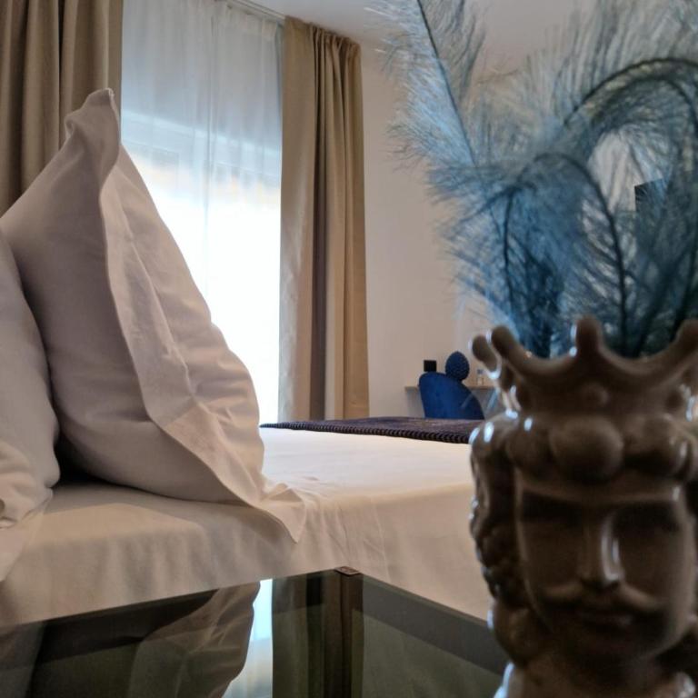 Sicily Milazzo SeaFront Rooms - Camera Quadrupla con Vista Mare - 14