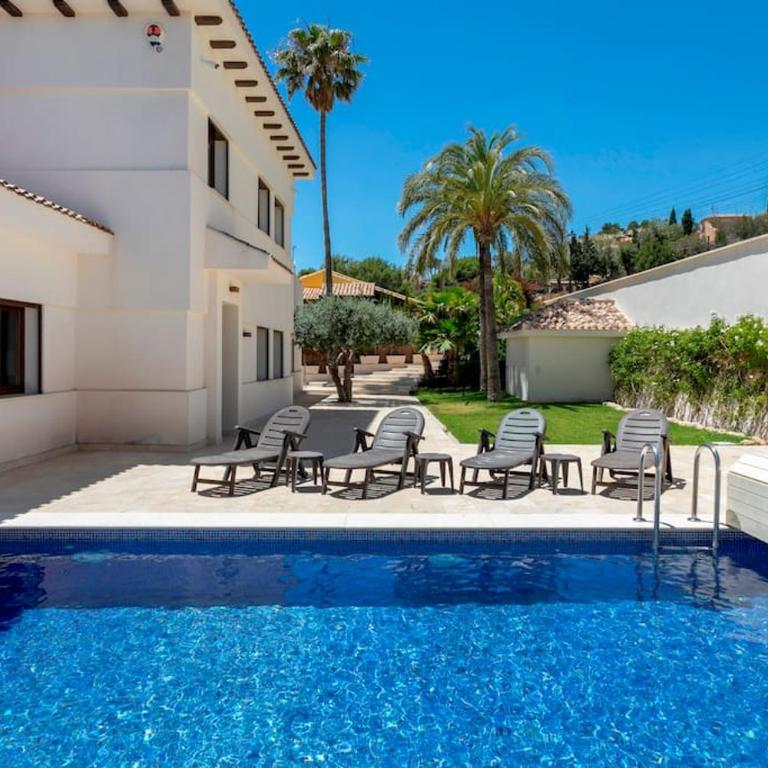 Villa Irene, Large First Line Villa wíth amazing sea- and coast views and large private swimming pool! - Deluxe Villa - 14