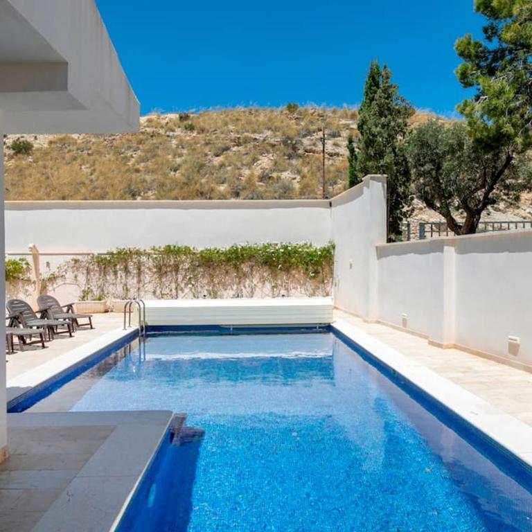 Villa Irene, Large First Line Villa wíth amazing sea- and coast views and large private swimming pool! - Deluxe Villa - 12