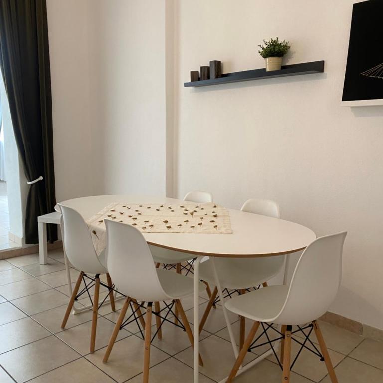a Casa di Ale - Appartamento con 1 Camera da Letto - 12