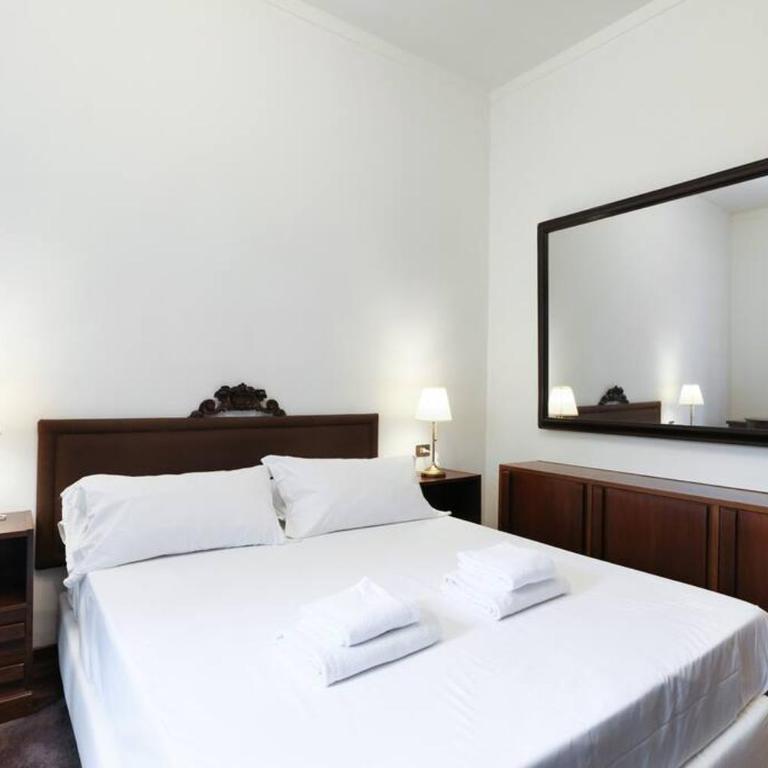 Contempora Apartments - Trilocale P.le Susa - Appartamento con 2 Camere da Letto - 29