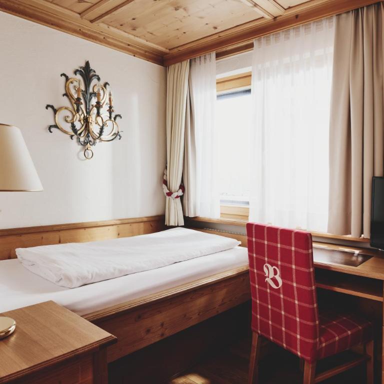 Burg Hotel Lech am Arlberg - Apartment mit Balkon - 1