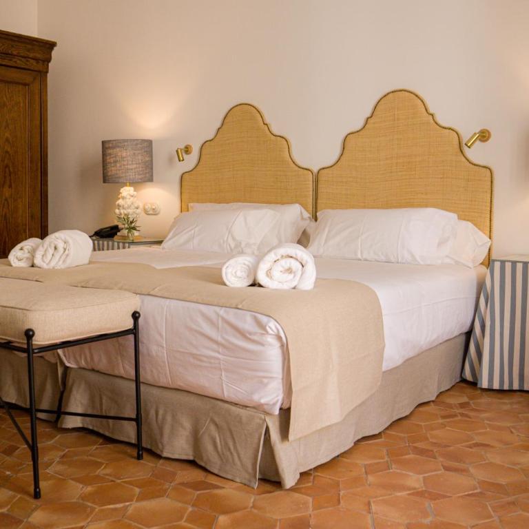 Casa Pizarro Hotel - Habitación Doble Superior - 1 cama extragrande o 2 individuales - 4