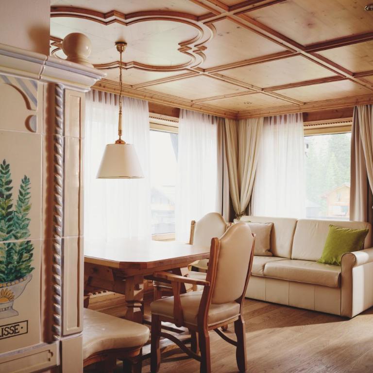 Burg Hotel Lech am Arlberg - Deluxe Suite - 1