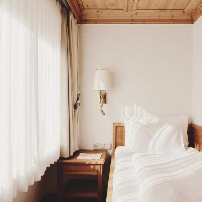 Burg Hotel Lech am Arlberg - Suite mit Bergblick - 2
