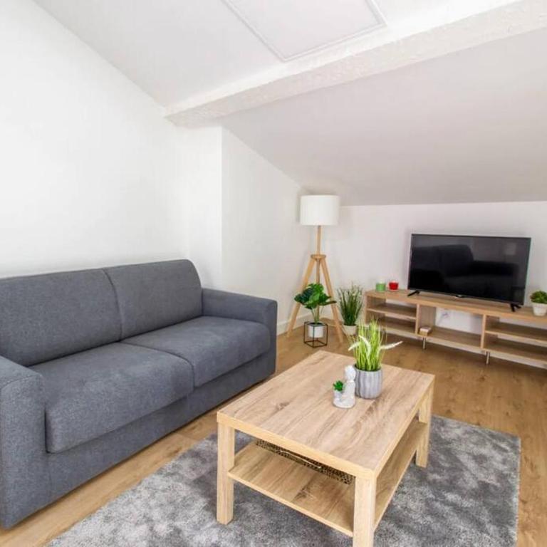 Le Nid Douillet • Proche Métro • Quartier St-Aubin - Apartment mit 1 Schlafzimmer - 3