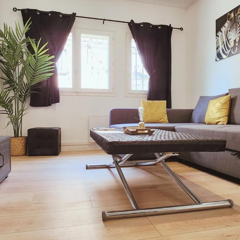 "Colbert' Appart" 1 chambre - Refait à neuf - proche Cathédrale Saint Gatien - One-Bedroom Apartment - 1