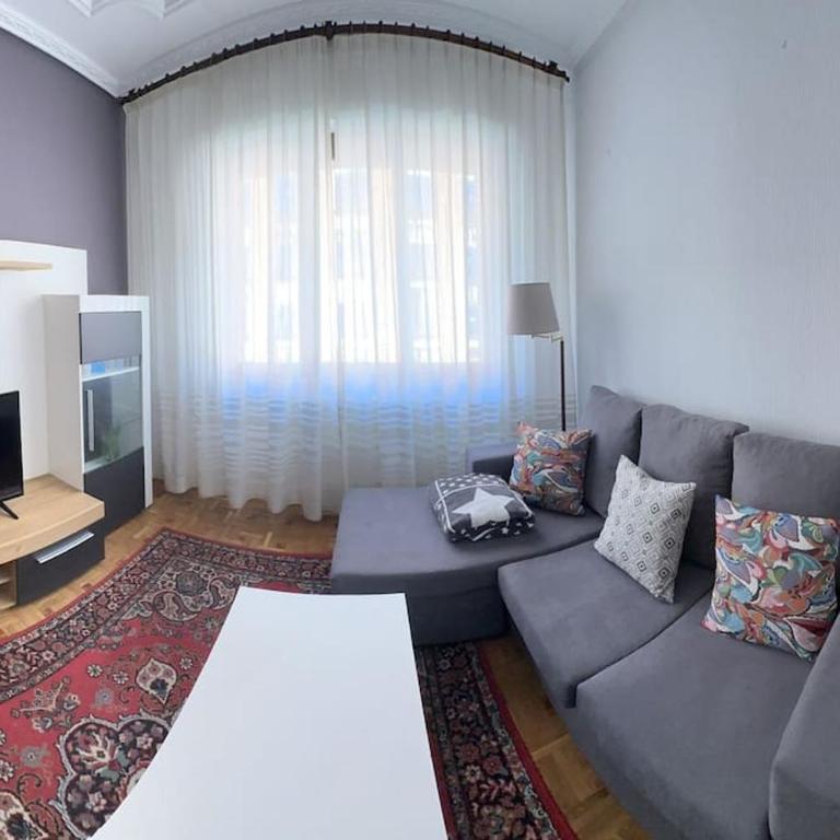 Cómodo y céntrico apto. en Gijón - Apartamento de 3 dormitorios - 3