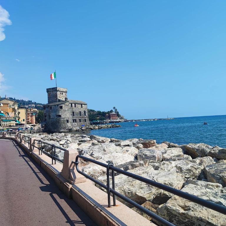 CASA RAPALLO STAR - Appartamento con 2 Camere da Letto - 13