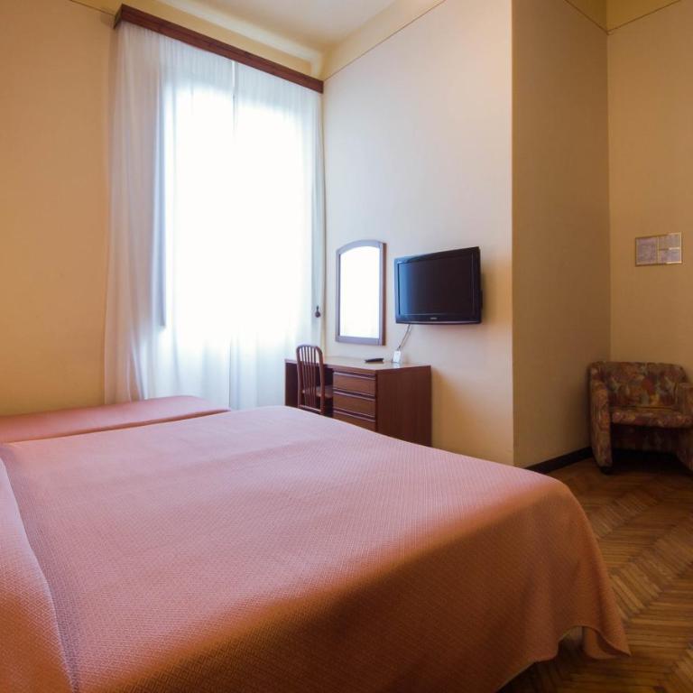 Hotel Reale - Classic Familienzimmer - 1