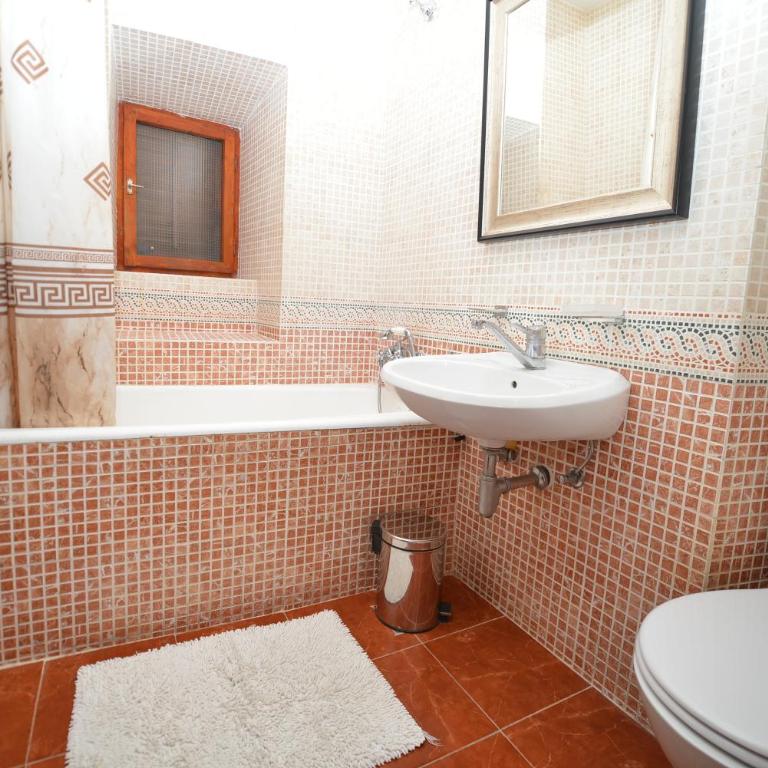 Apartments Saxo - Two-Bedroom Apartment with Sea View - 31