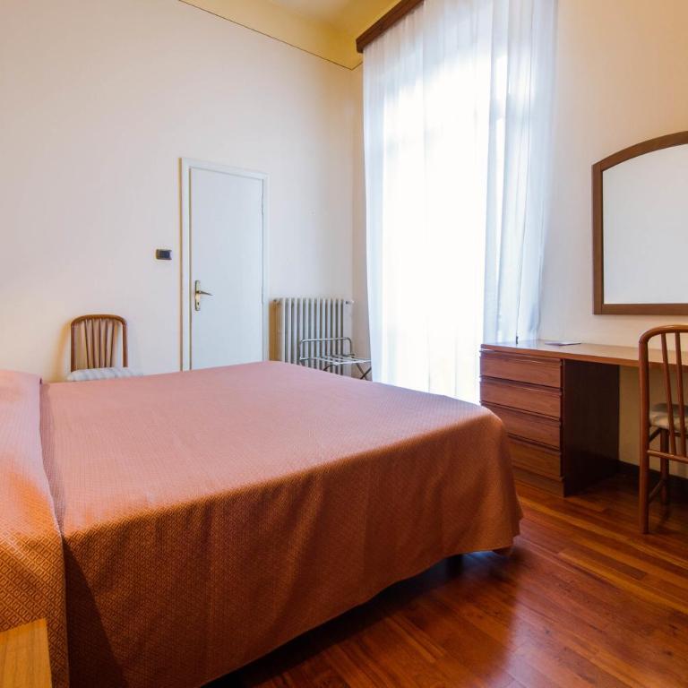 Hotel Reale - Standard Doppel- oder Zweibettzimmer - 7