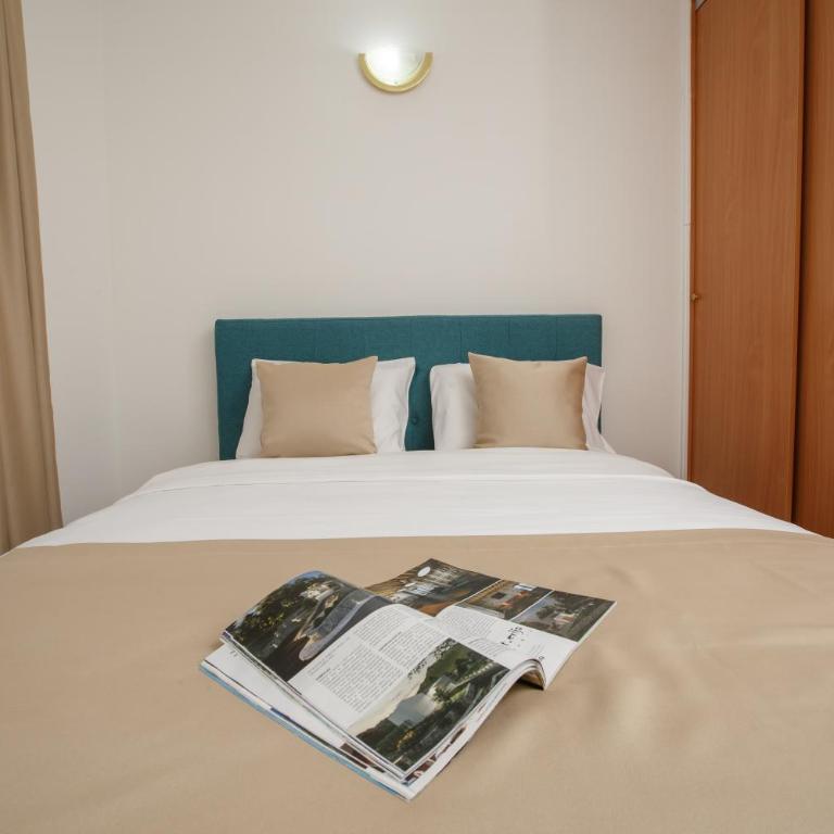 Villa Palma - Three-Bedroom Villa - 12