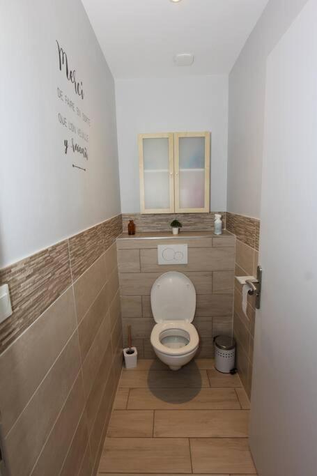 Maison climatisée avec parking - Villa 3 Chambres - 15