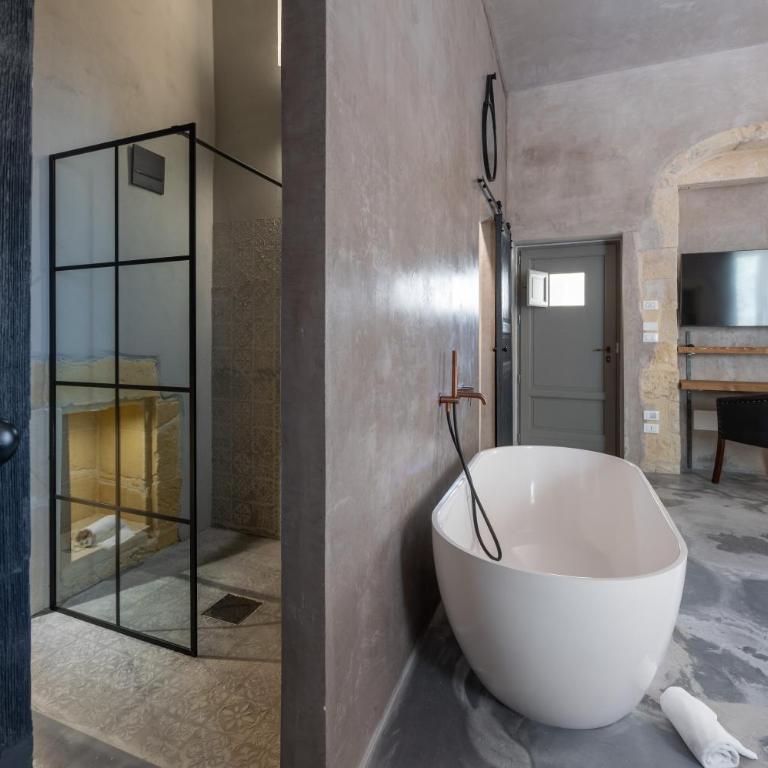 Palazzo Sant'Anna Lecce - Junior Suite con Balcone - 1