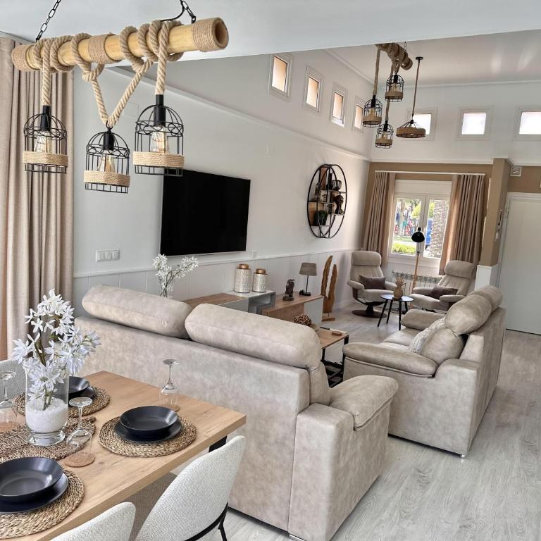 Luxurious Frontline Golf Villa on Mar Menor Golf - Casa - 2