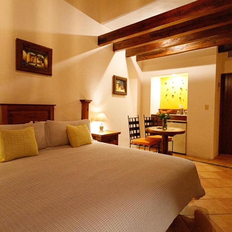 Hotel Lunata - 5th Avenue - Deluxe King Room - 12