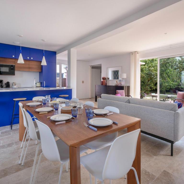 Maison moderne avec jardin pour 8 - Ferienhaus - 9