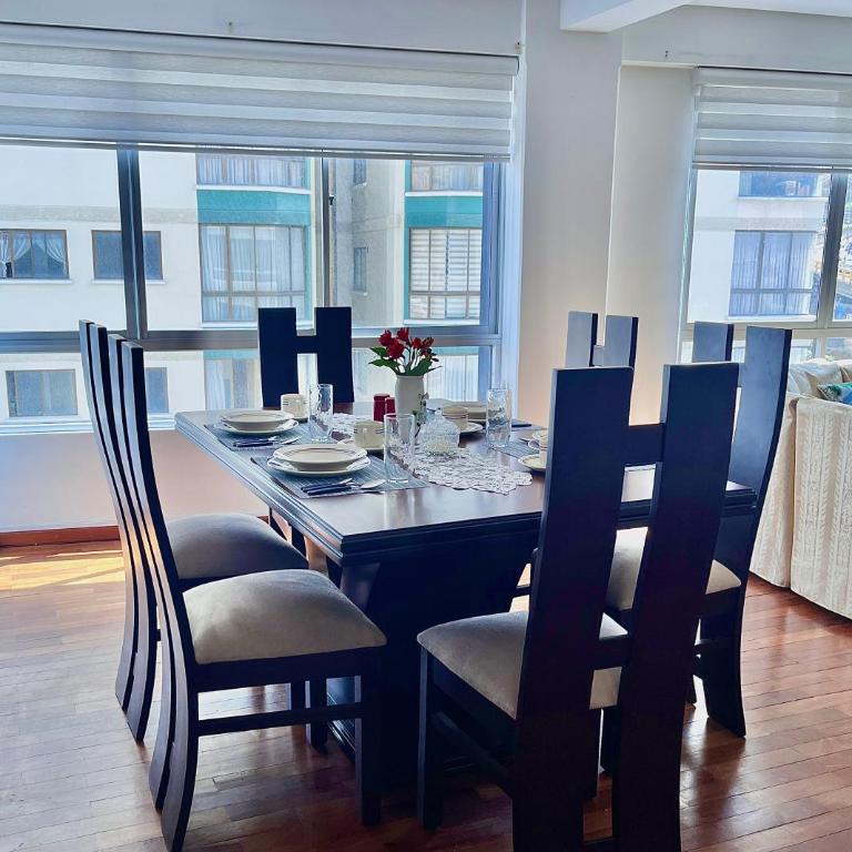 Vista a las montañas y Calefaccion cerca de teleferico y U Catolica - Two-Bedroom Apartment - 34