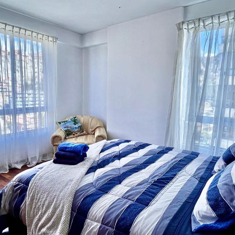 Vista a las montañas y Calefaccion cerca de teleferico y U Catolica - Two-Bedroom Apartment - 15