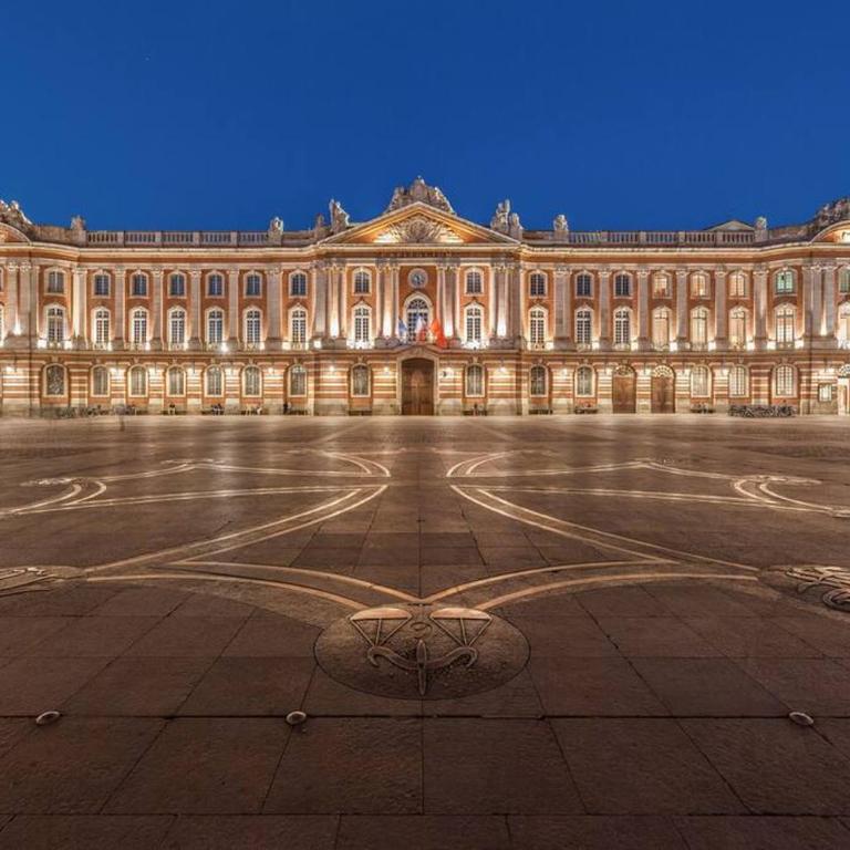 Le Saint-éxupery - One-Bedroom Apartment - 10