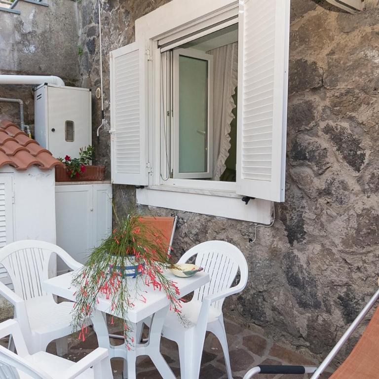 Casetta Roby Ischia Porto - Appartamento con 1 Camera da Letto - 15