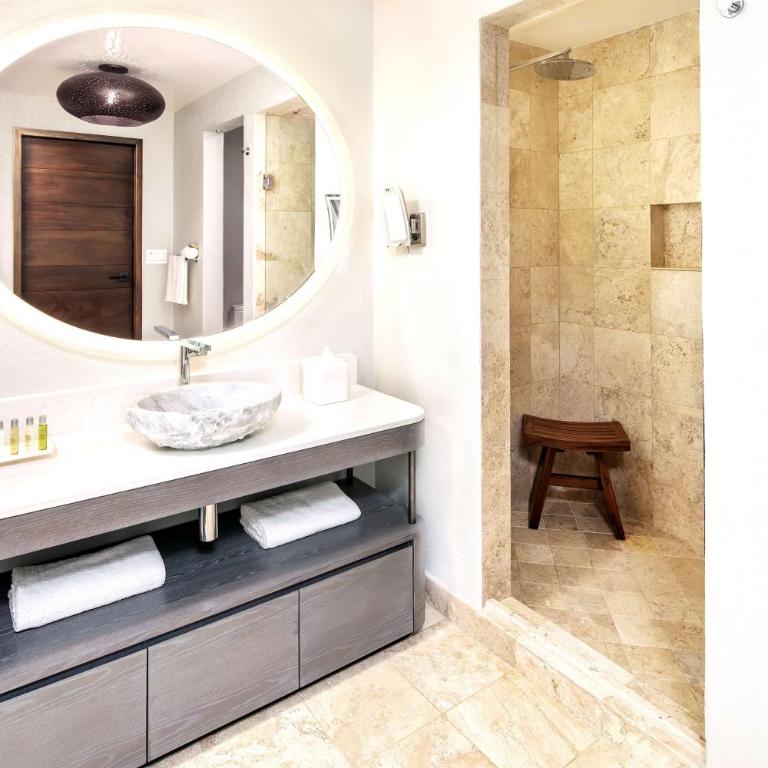 Hilton Grand Vacations Club La Pacifica Los Cabos - Suite de 1 dormitorio con sofá cama - 1 cama extragrande - 3