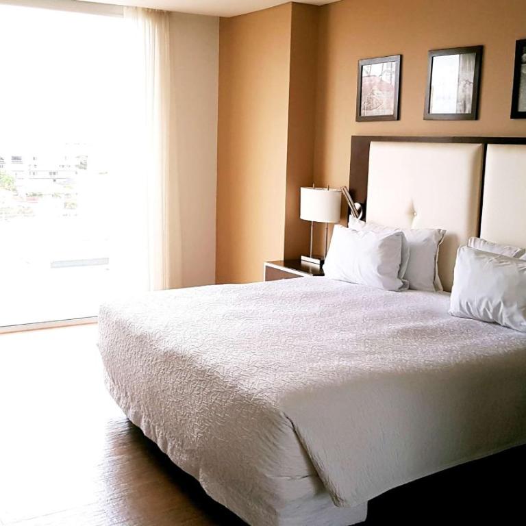 Hampton by Hilton Santa Cruz - Habitación - 1 cama extragrande - No fumadores - 1