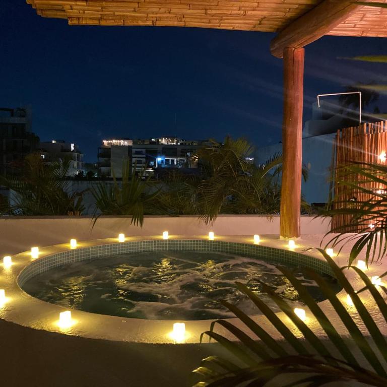 Penthouse with private pool - Three-Bedroom Apartment - 21