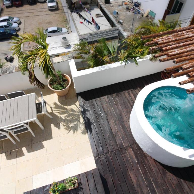 Penthouse with private pool - Three-Bedroom Apartment - 18