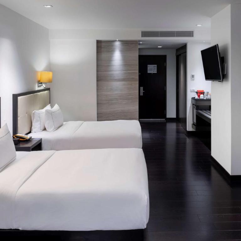 Hilton DoubleTree Guadalajara Centro Historico - Habitación con 2 camas grandes - 2