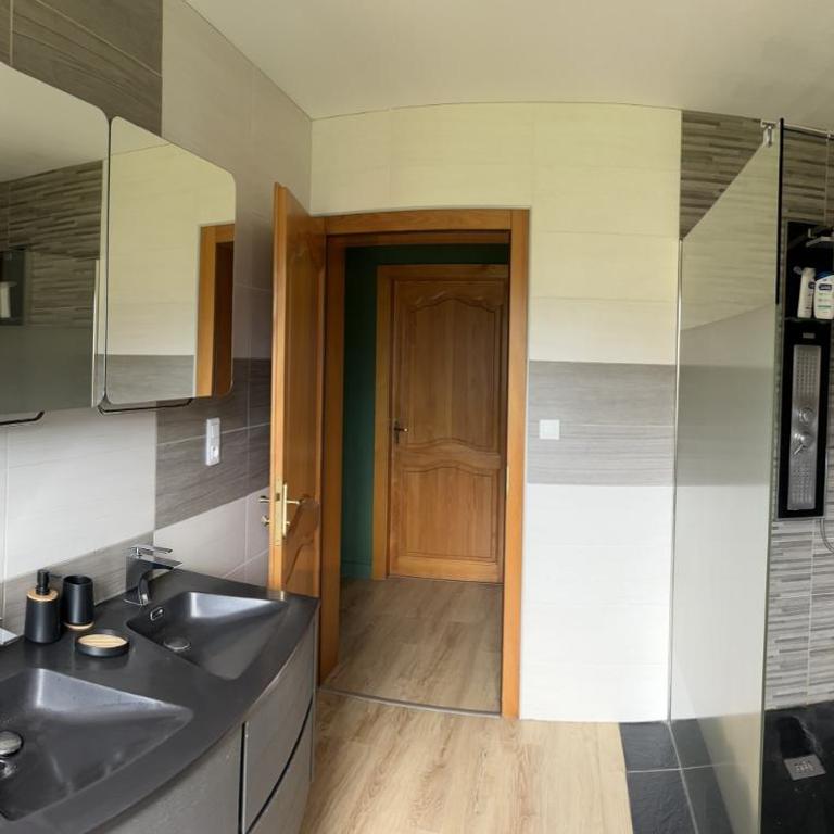 La Gouleote Spacieuse maison type chalet avec jacuzzi, sauna, pétanque - Chalet - 20