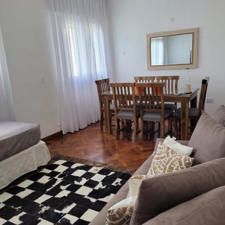 Departamento céntrico y espacioso en Río Cuarto. - Apartamento - 25