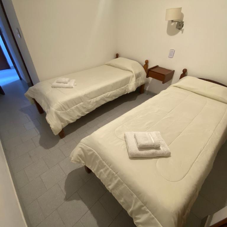 Hotel Daives - Habitación Doble - 2 camas - 1