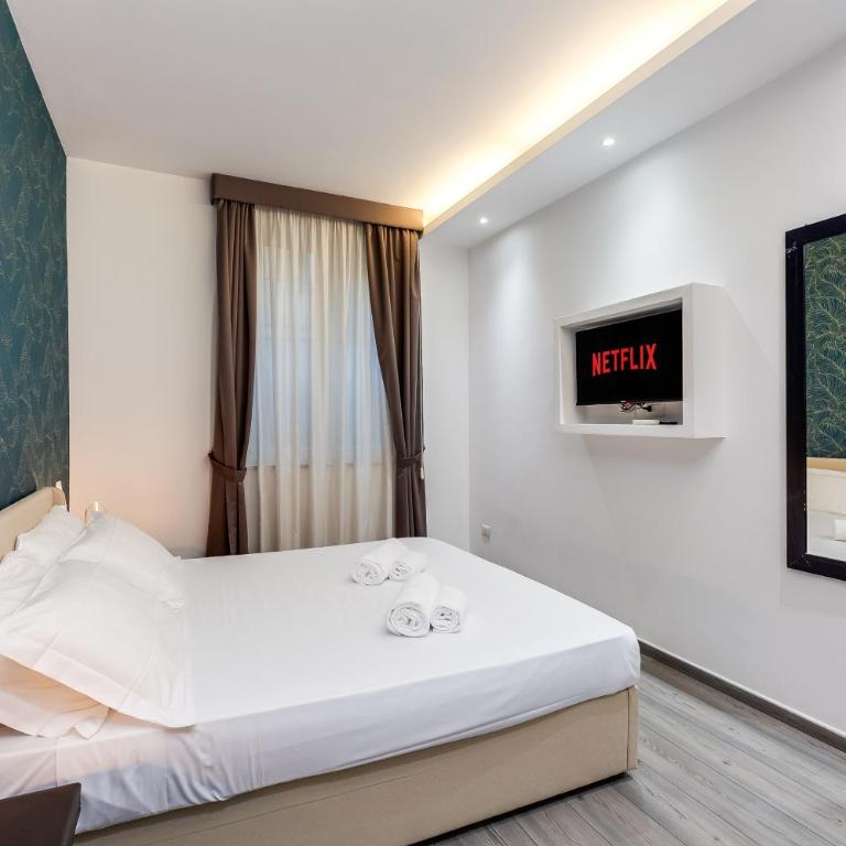 Spagna Boutique Suites - Deluxe Room - 4