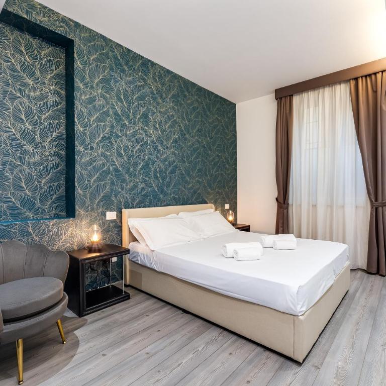 Spagna Boutique Suites - Deluxe Room - 6