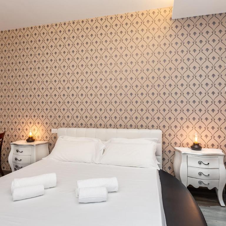 Spagna Boutique Suites - Deluxe Room - 3