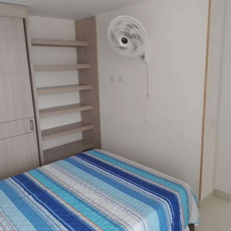 Acogedor Apartamento en Ricaurte con BBQ - Apartamento de 3 dormitorios - 39