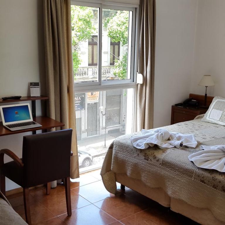 Hotel del Sol - Habitación Triple Clásica - 2