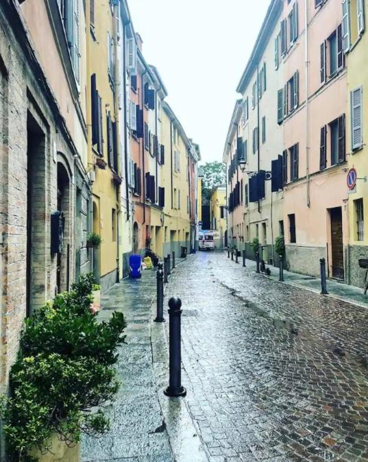 CasaFiore Art Bijoux in centro storico a Parma - Appartamento con 1 Camera da Letto - 2