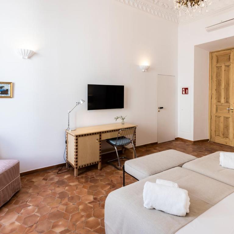 Casa Pizarro Hotel - Habitación Doble Superior - 1 cama extragrande o 2 individuales - 3