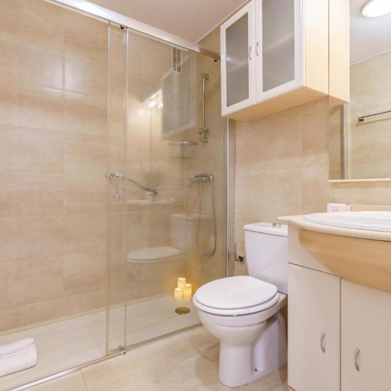 La Paloma With Pool - Happy Rentals - Apartment with Terrace - 8